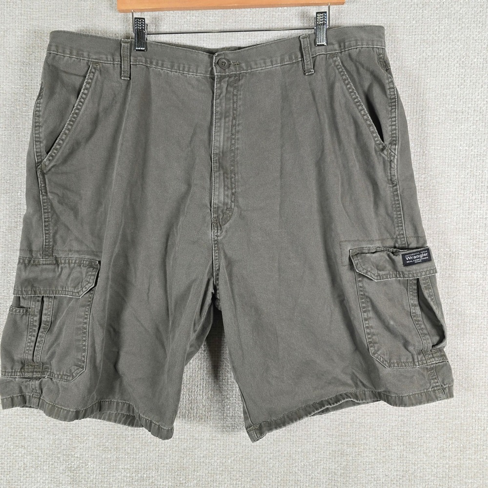 Wrangler Mens Authentic Issue Cargo Shorts Olive Green‎ Cotton 42 60GRWMY